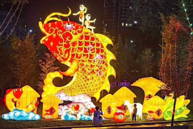 鱼造型新年装饰