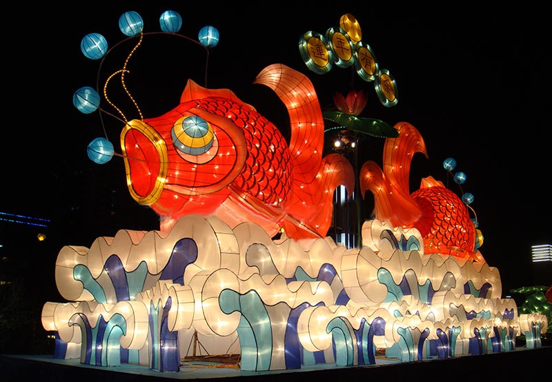 鱼造型春灯装饰